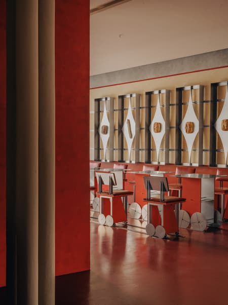 On Site, On Track: A Café in Motion